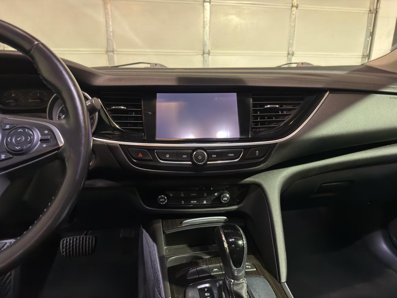 Buick Regal TourX Essence 2018