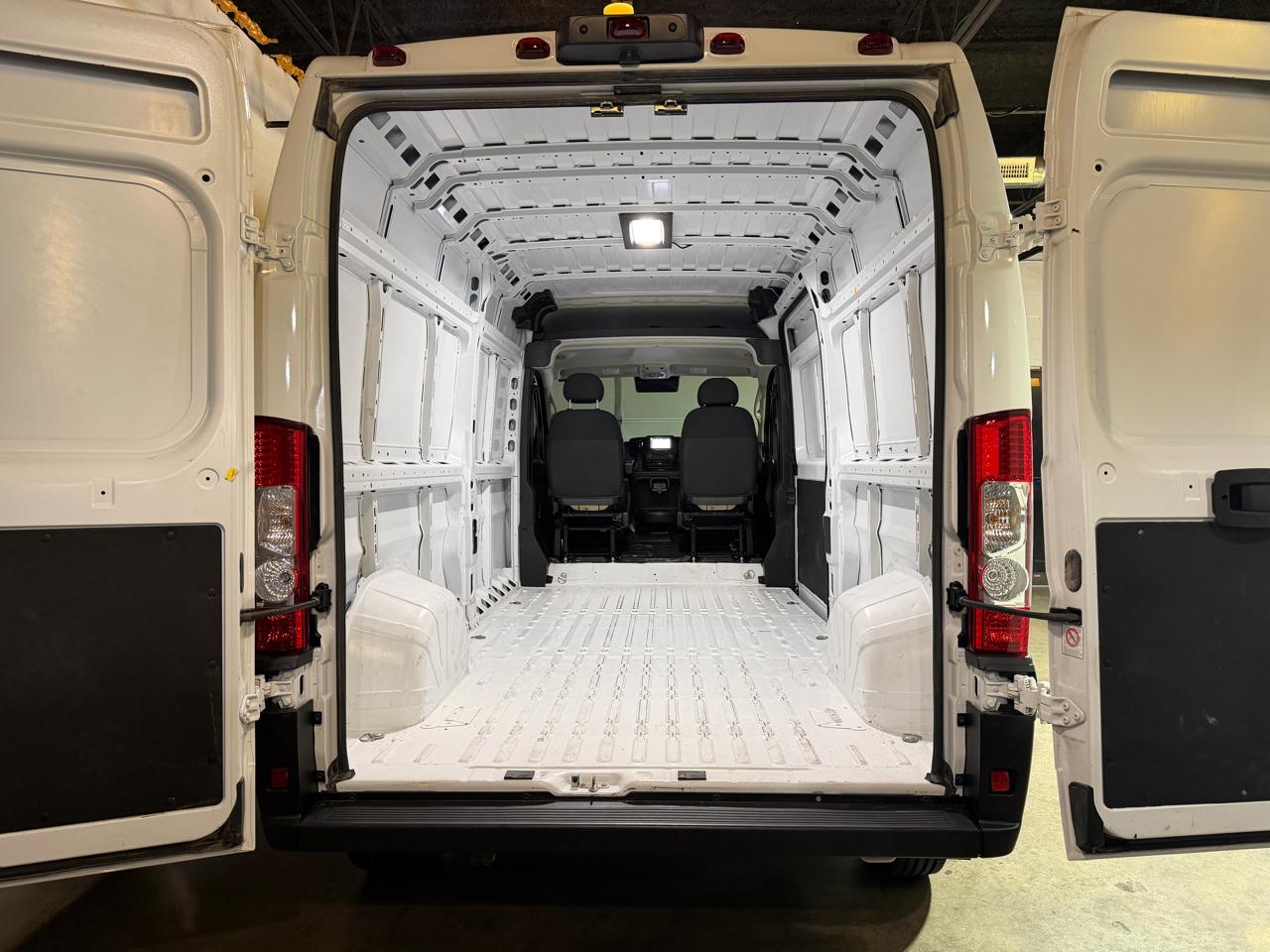 RAM Promaster  2025