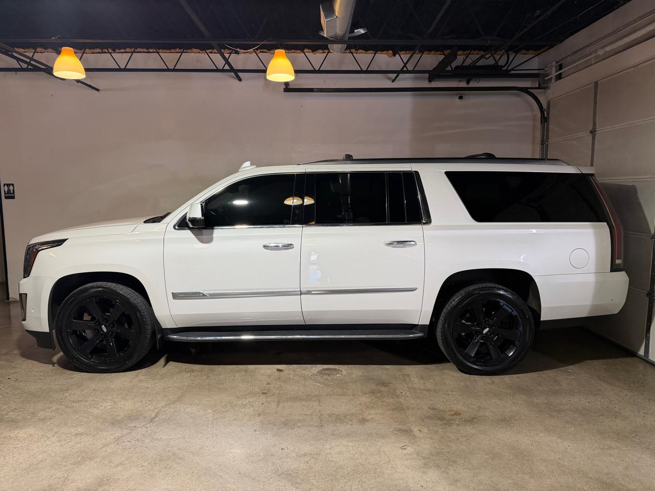 Cadillac Escalade ESV Luxury 4WD 2020