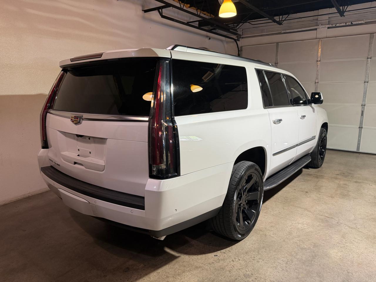 Cadillac Escalade ESV Luxury 4WD 2020