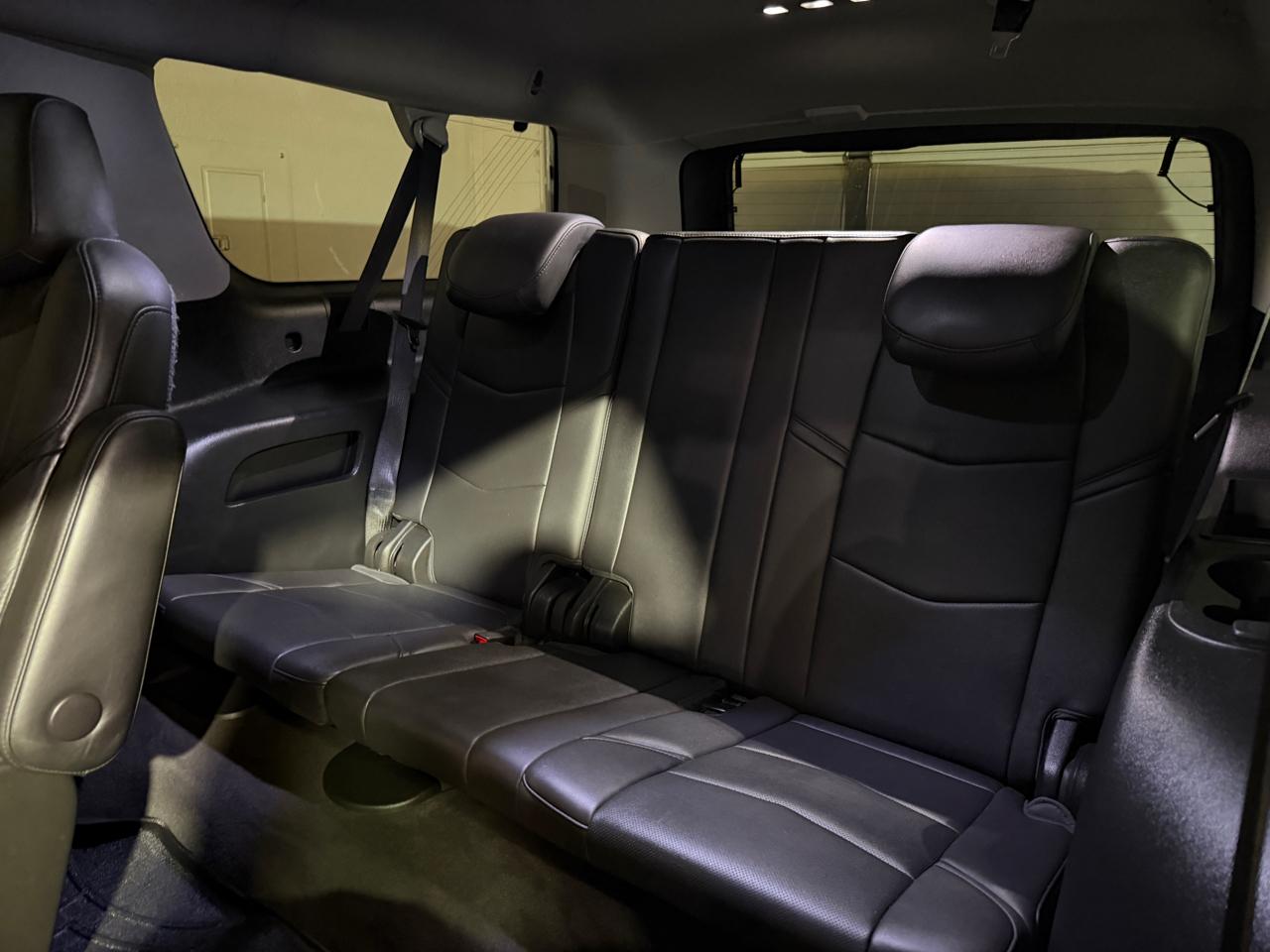 Cadillac Escalade ESV Luxury 4WD 2020
