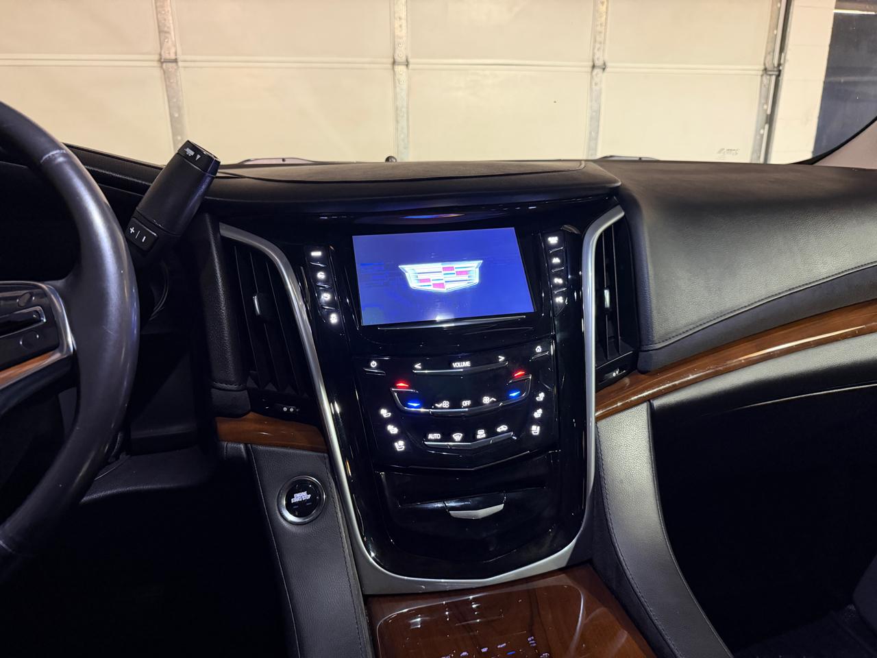 Cadillac Escalade ESV Luxury 4WD 2020