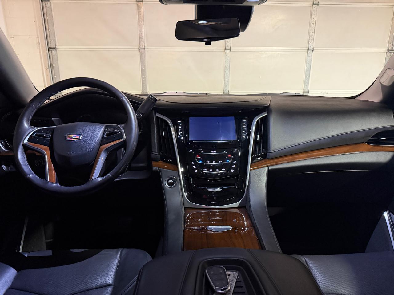 Cadillac Escalade ESV Luxury 4WD 2020
