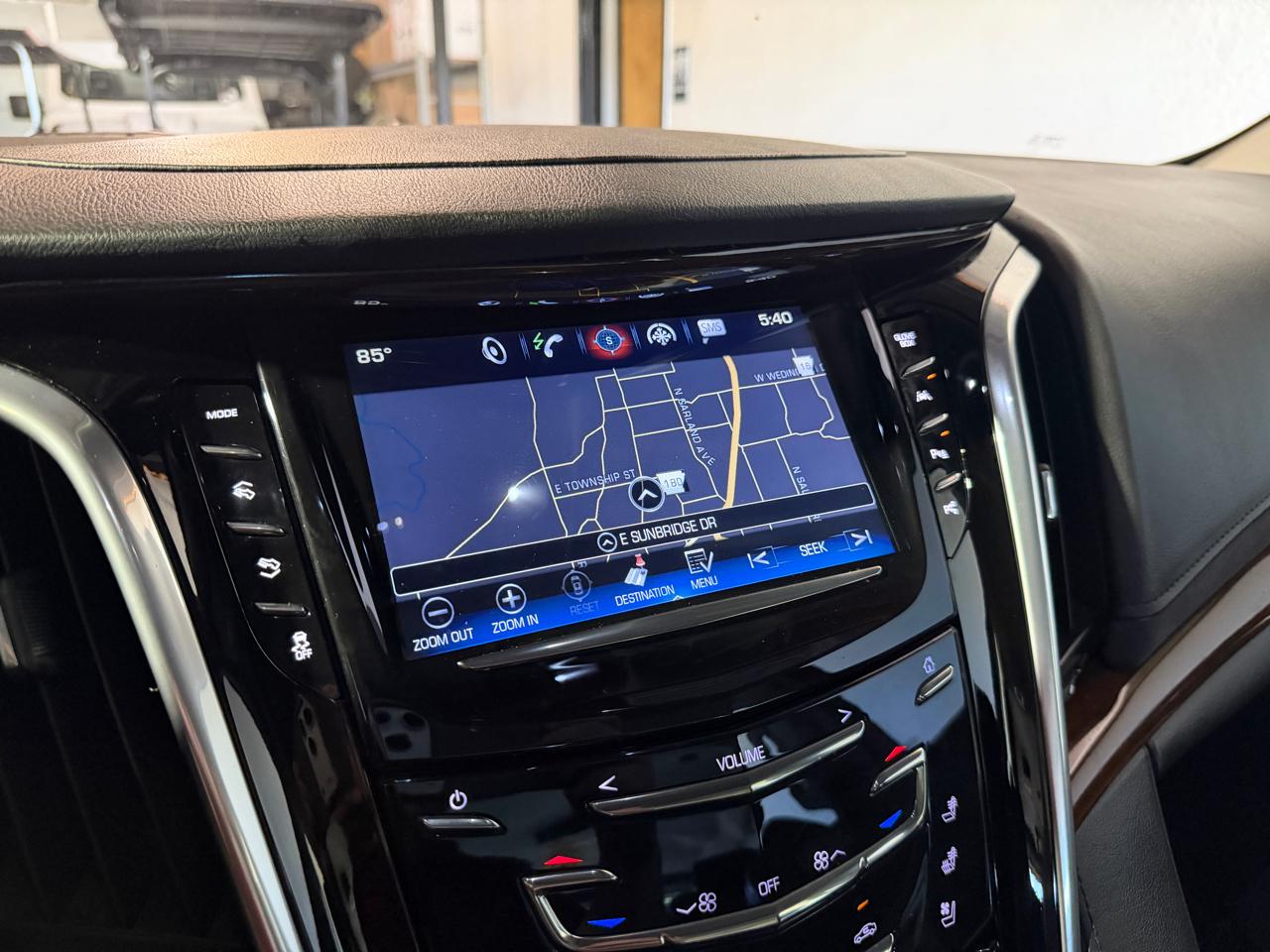 Cadillac Escalade ESV Luxury 4WD 2020