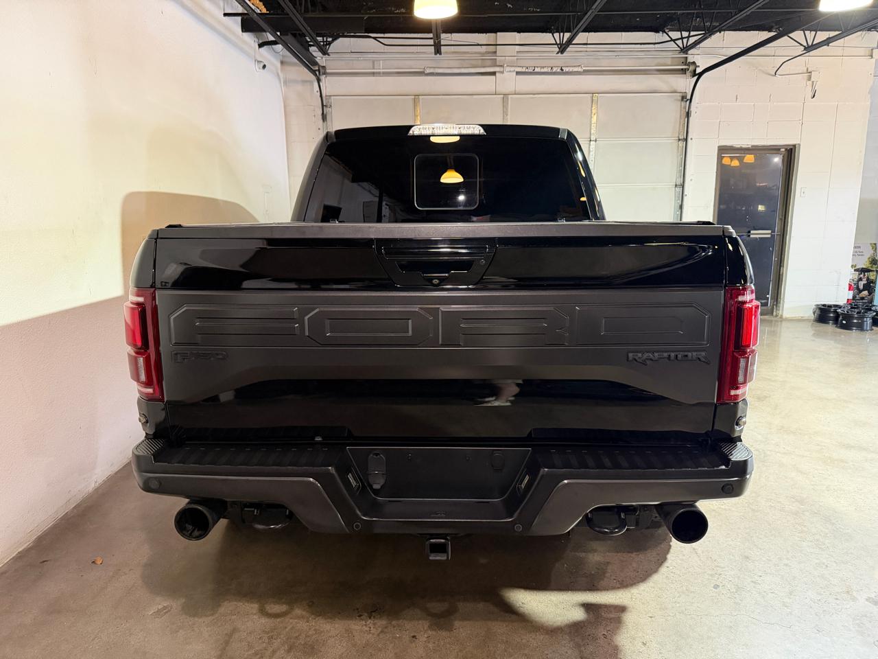 Ford F-150 Raptor SuperCrew 4WD 2018