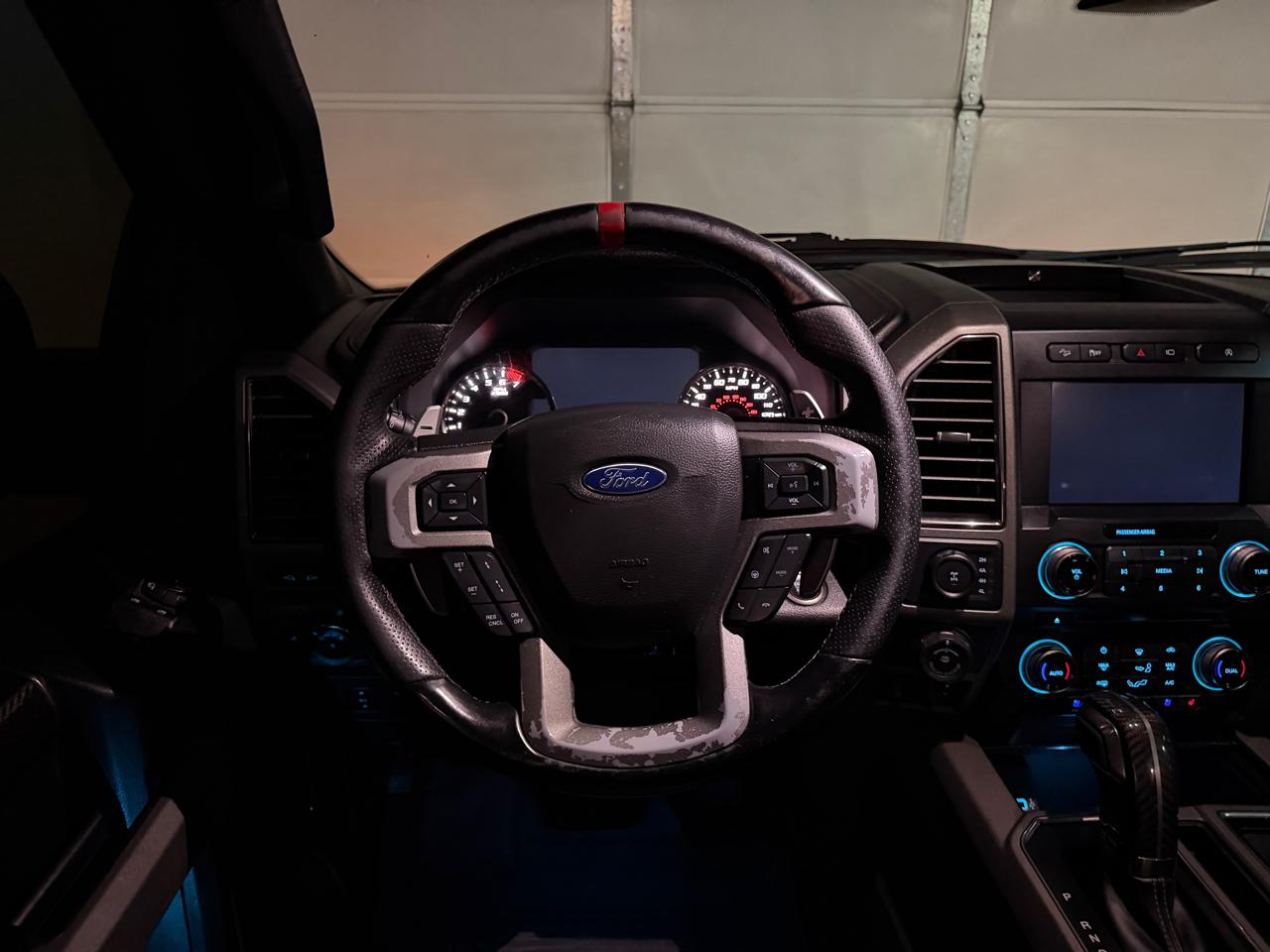 Ford F-150 Raptor SuperCrew 4WD 2018