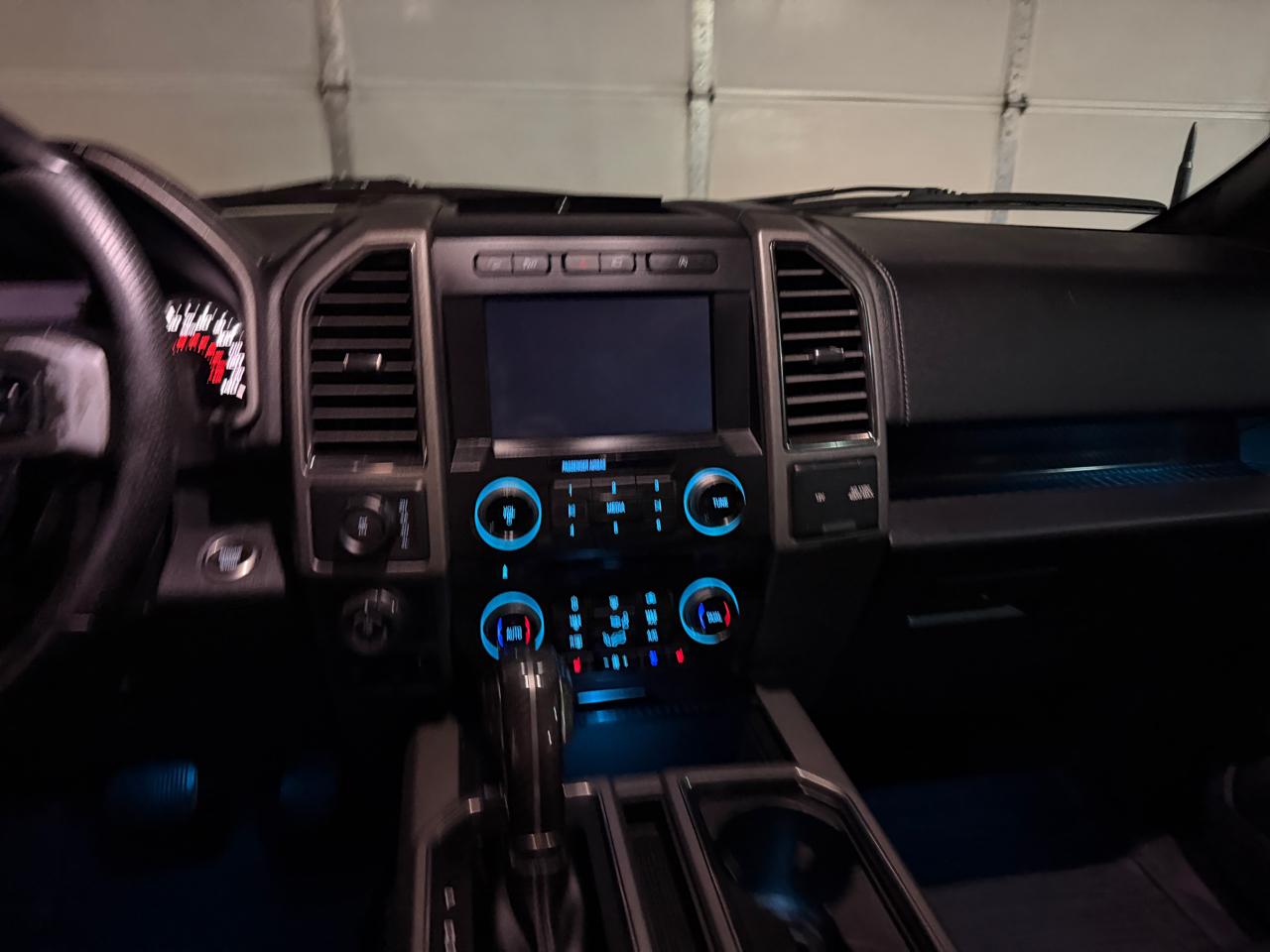 Ford F-150 Raptor SuperCrew 4WD 2018
