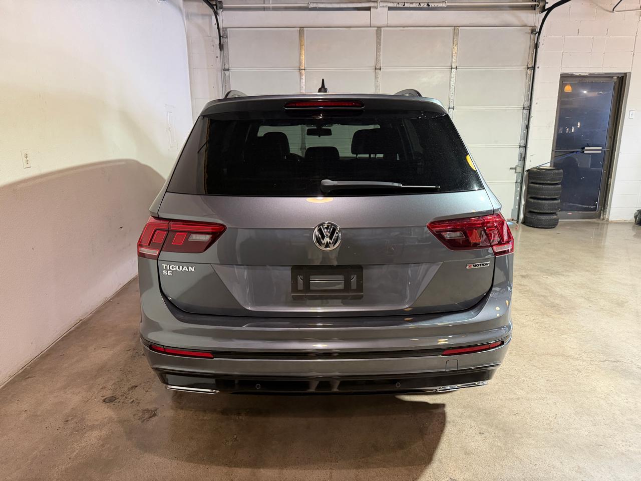 Volkswagen Tiguan SE R-Line Black 4D SUV 4Motion 2020