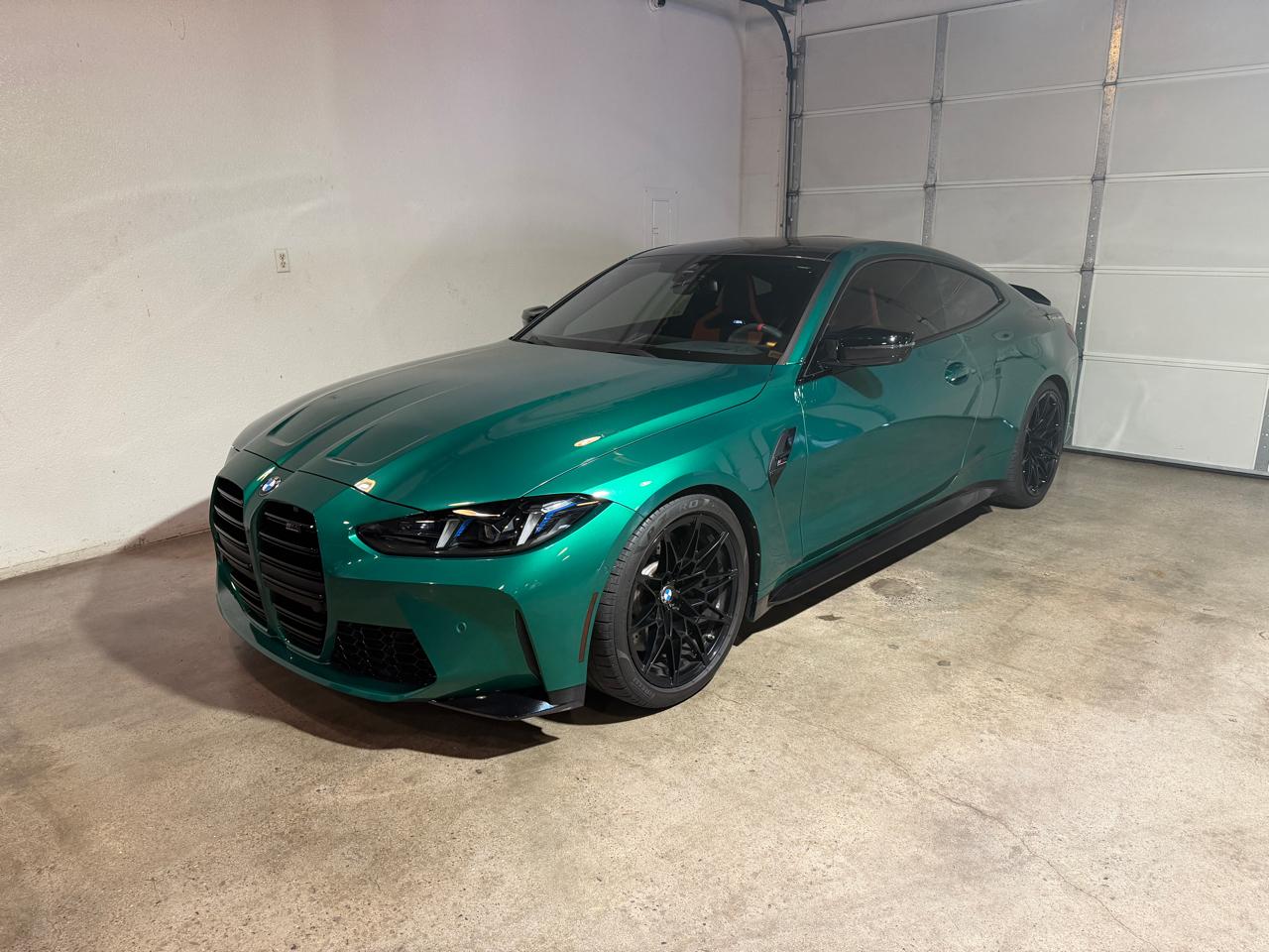BMW M4 Competition xDrive 2025