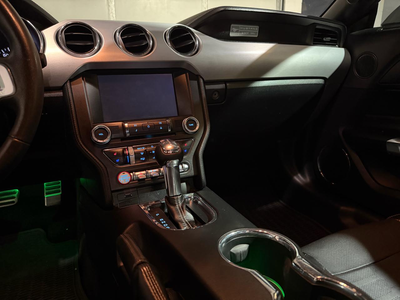 Ford Mustang EcoBoost Coupe 2015