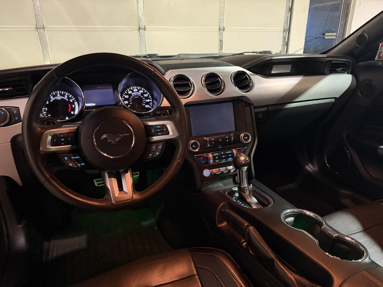 Ford Mustang EcoBoost Coupe 2015