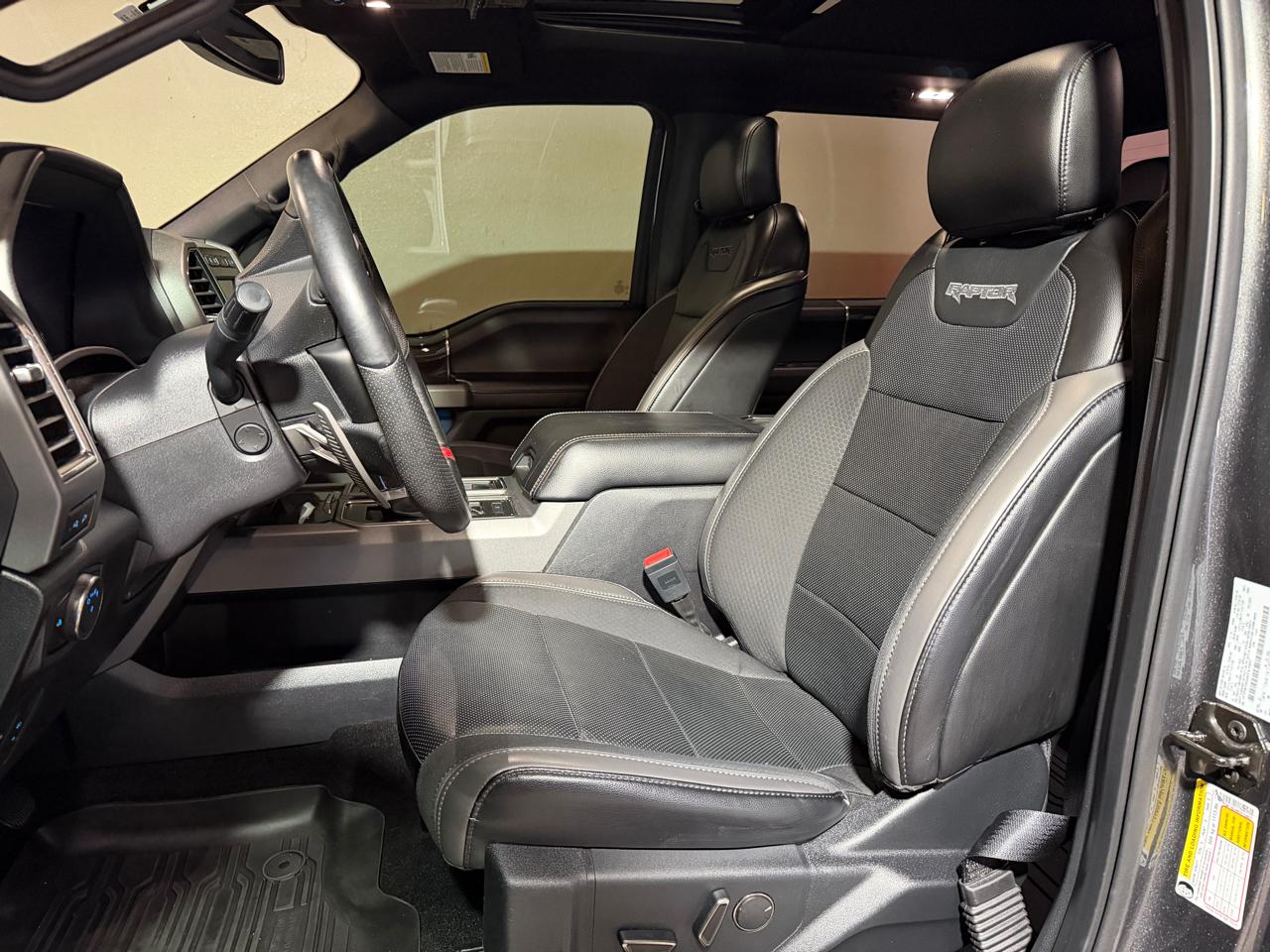 Ford F-150 Raptor SuperCrew 4WD 2019