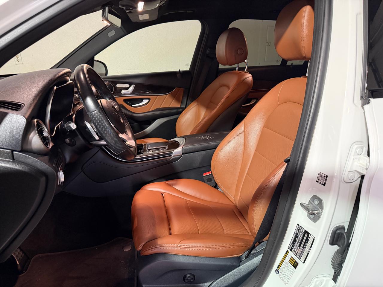 Mercedes-Benz GLC-Class GLC300 2020