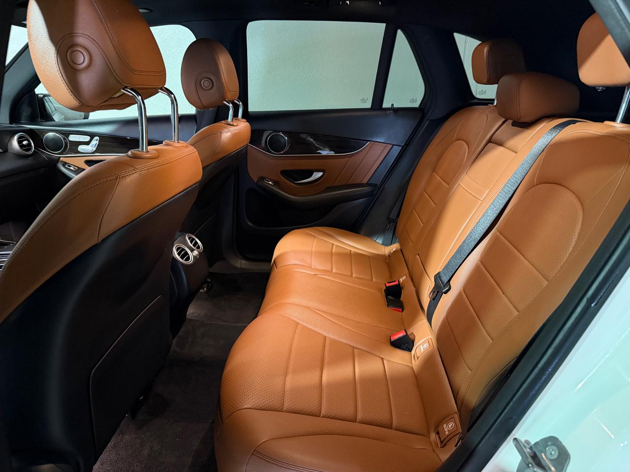Mercedes-Benz GLC-Class GLC300 2020