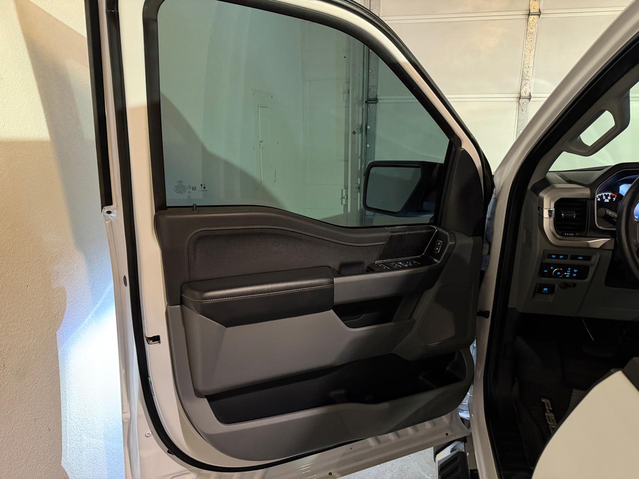 Ford F-150 XLT SuperCrew 4WD 2021