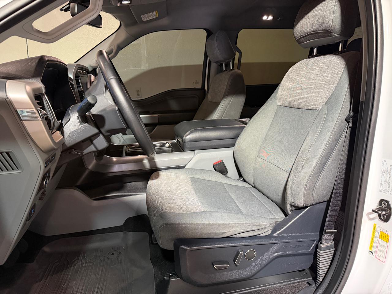 Ford F-150 XLT SuperCrew 4WD 2021