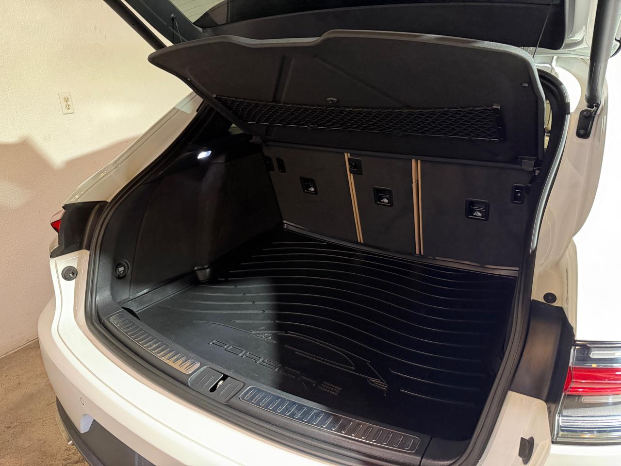Porsche Macan Base 2019