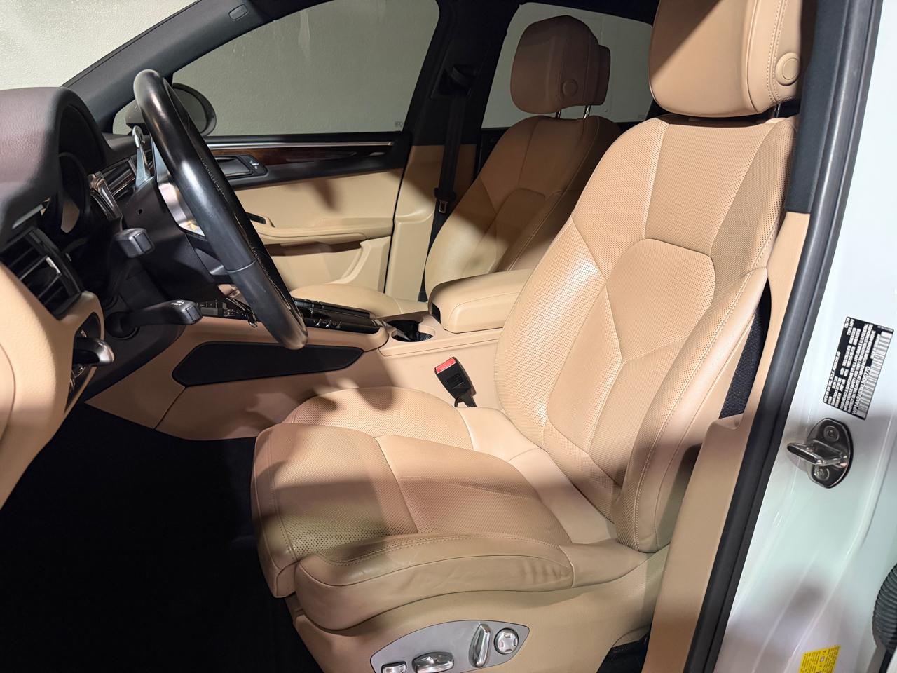 Porsche Macan Base 2019