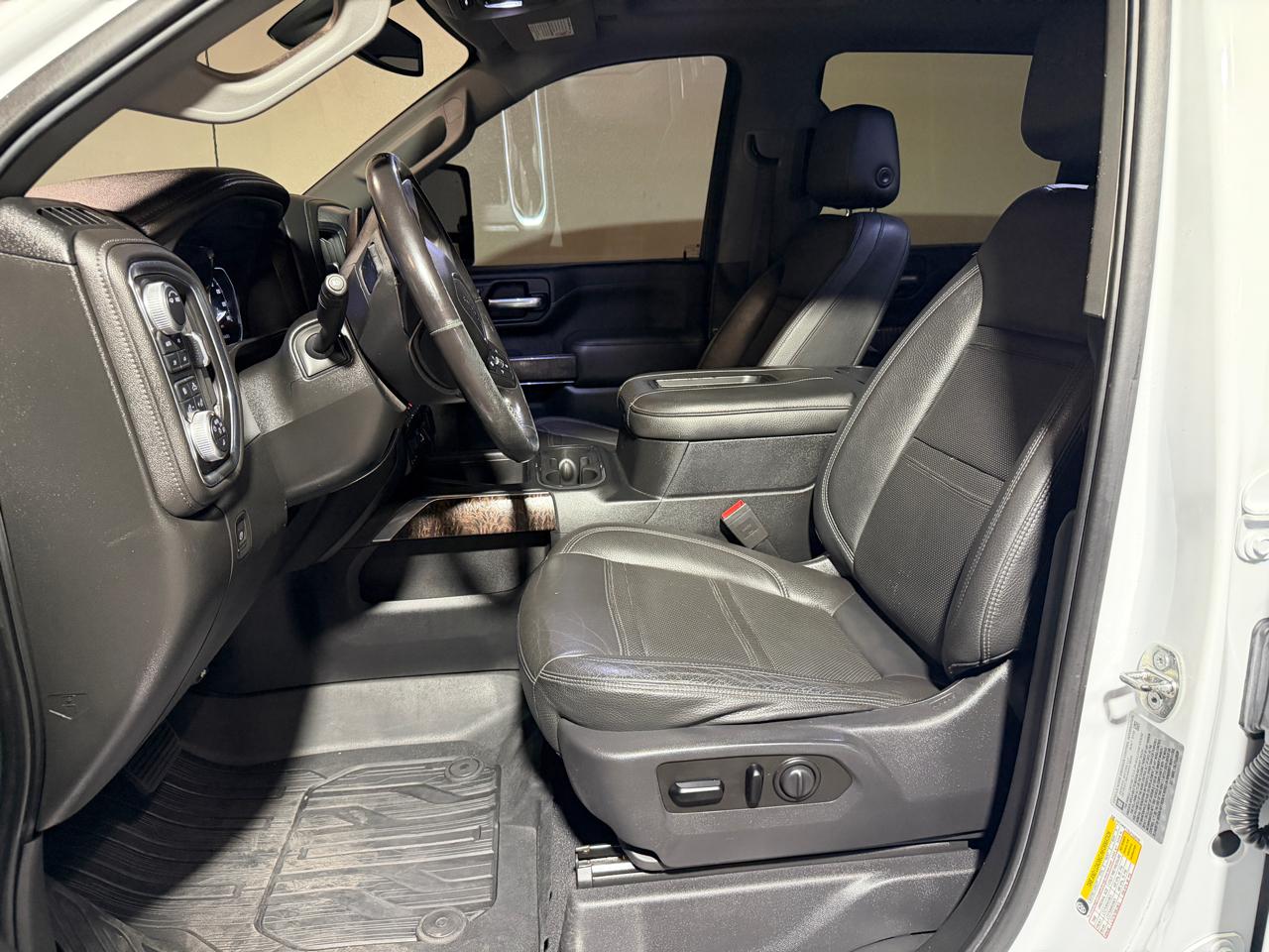 GMC Sierra 2500HD Denali Crew Cab 4WD 2020
