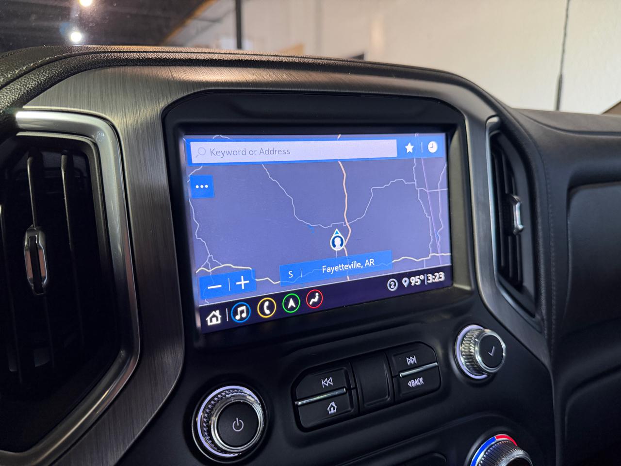 GMC Sierra 2500HD Denali Crew Cab 4WD 2020