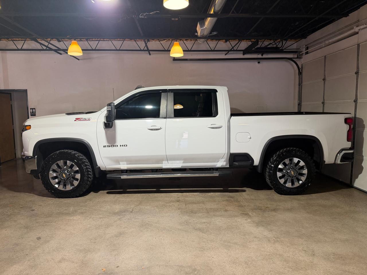 Chevrolet Silverado 2500HD LT Crew Cab 4WD 2021