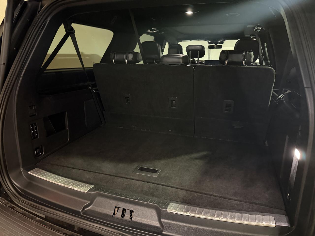 Lincoln Navigator L Reserve 4WD 2023