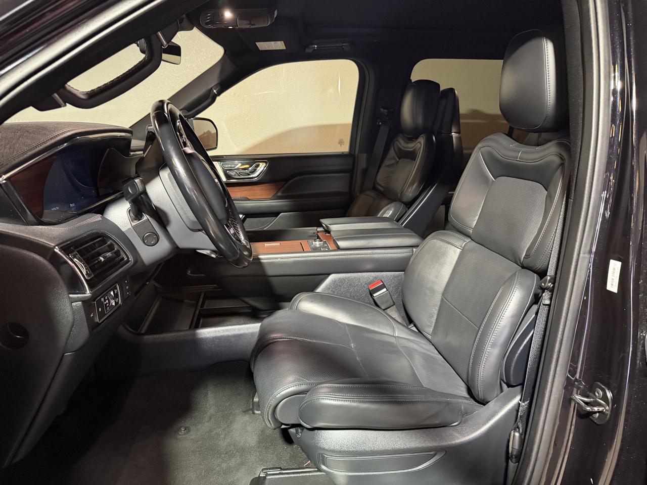 Lincoln Navigator L Reserve 4WD 2023