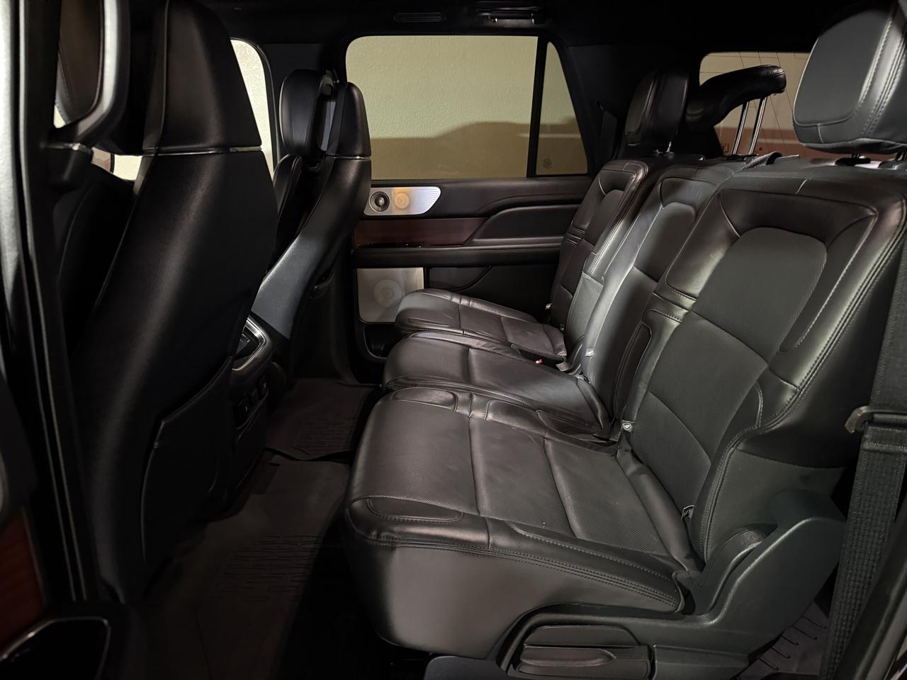 Lincoln Navigator L Reserve 4WD 2023