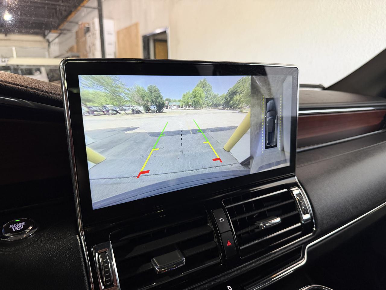 Lincoln Navigator L Reserve 4WD 2023