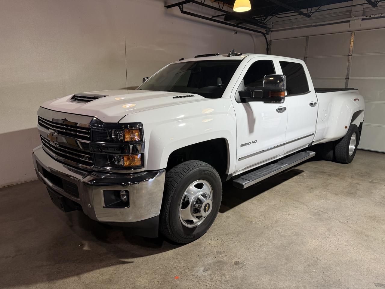Chevrolet Silverado 3500HD LTZ Crew Cab DRW 4WD 2019