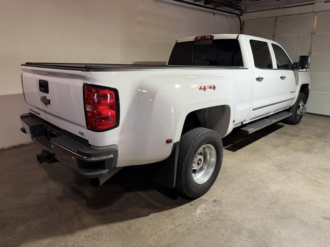 Chevrolet Silverado 3500HD LTZ Crew Cab DRW 4WD 2019
