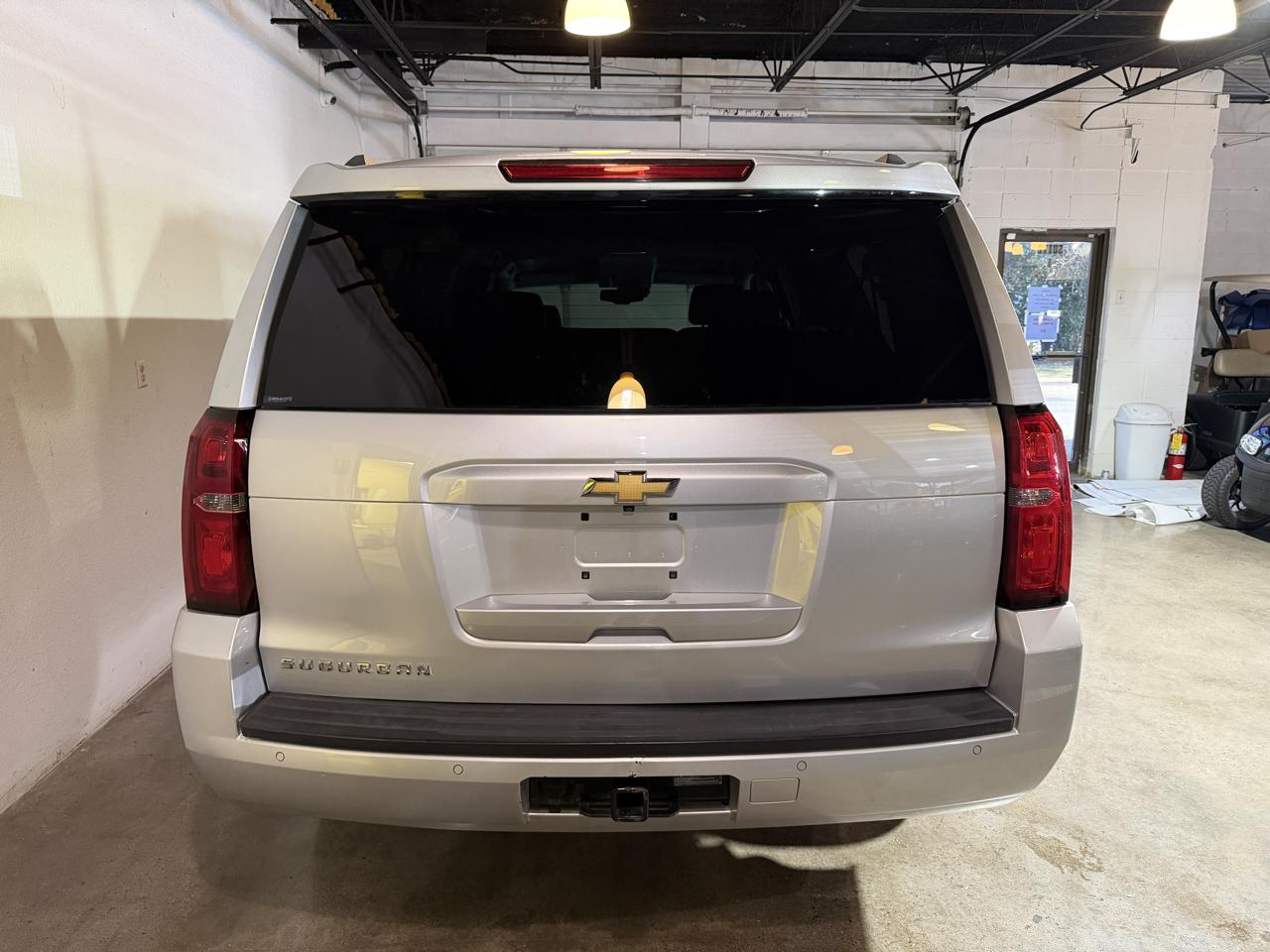 Chevrolet Suburban LT 4WD 2017