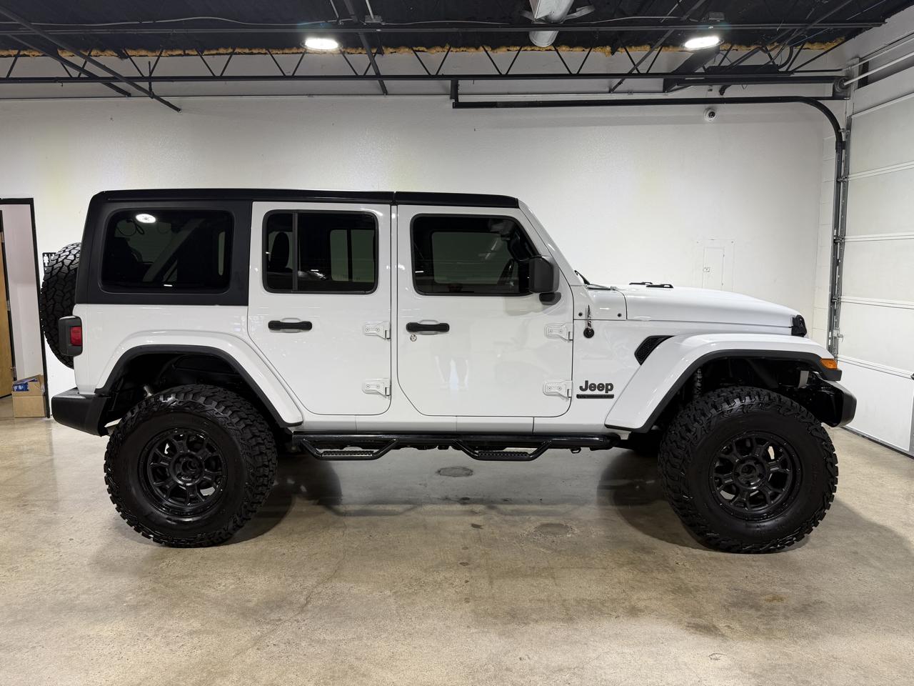Jeep Wrangler  2021