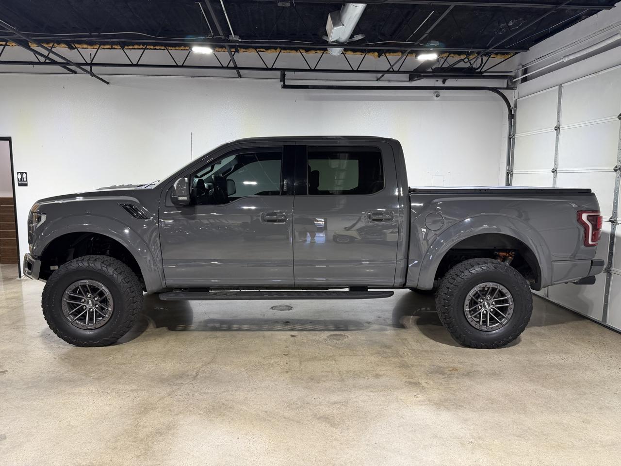 Ford F-150 Raptor SuperCrew 4WD 2020