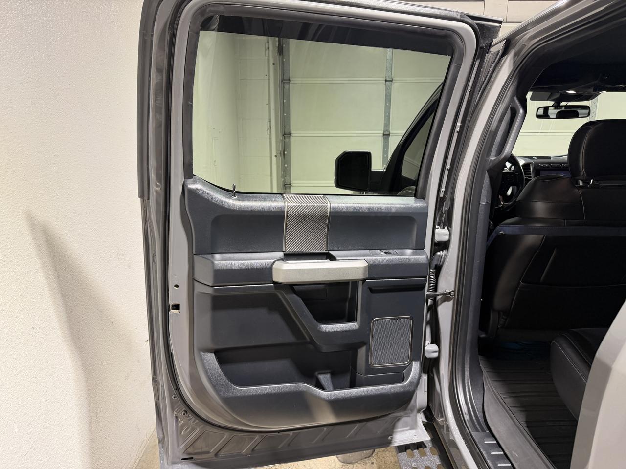 Ford F-150 Raptor SuperCrew 4WD 2020
