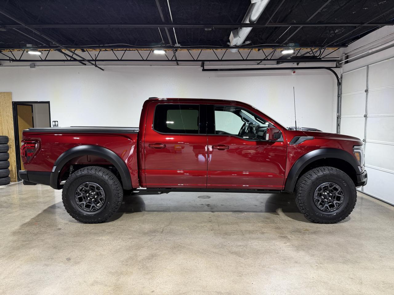 Ford F-150 Raptor SuperCrew 4WD 2026