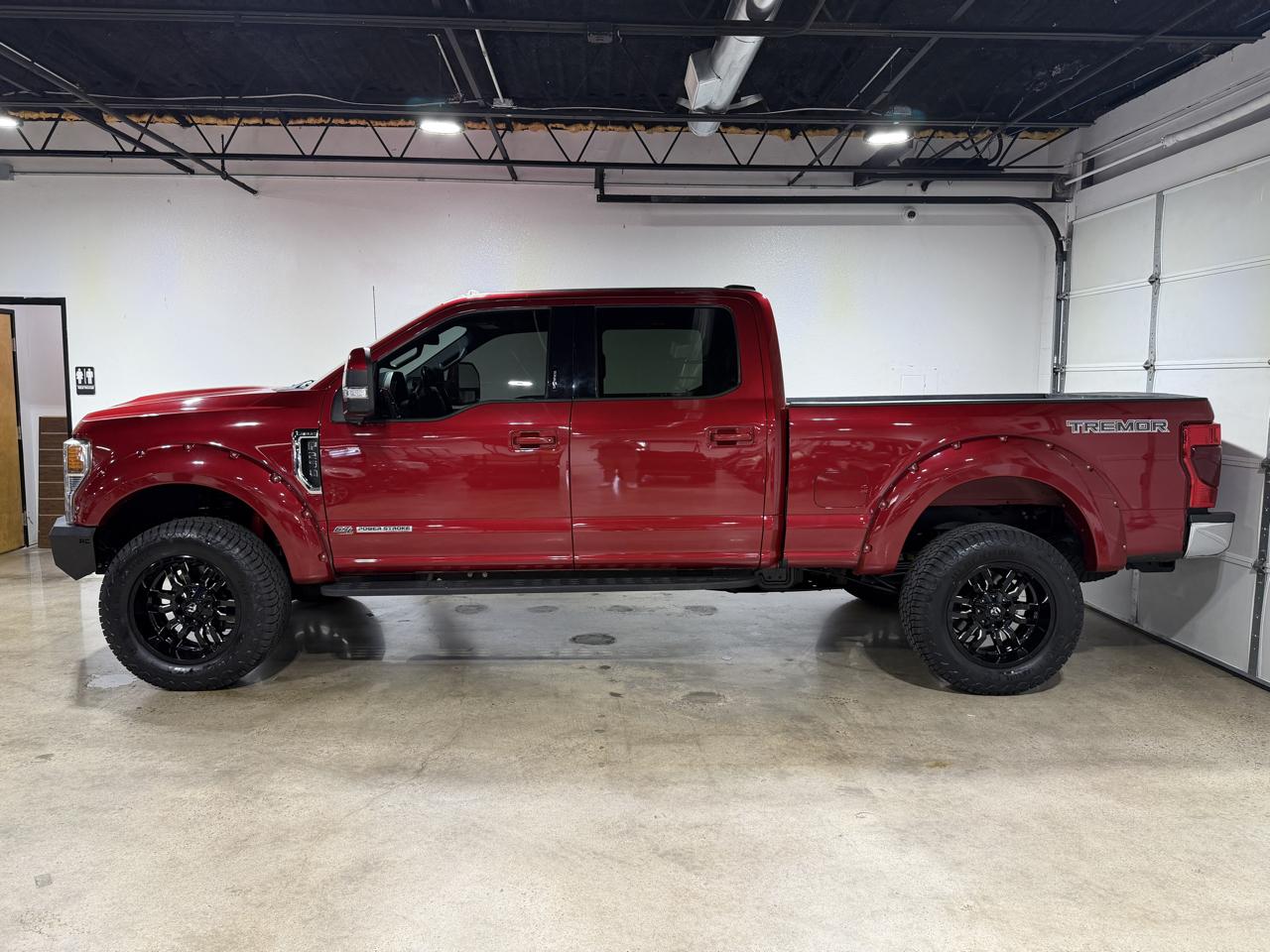 Ford F-250 SD Lariat Crew Cab 4WD 2022