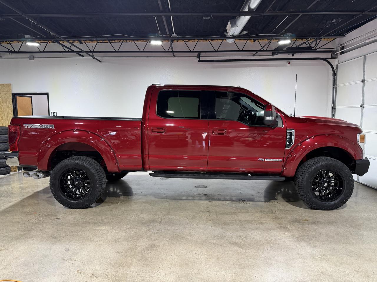 Ford F-250 SD Lariat Crew Cab 4WD 2022