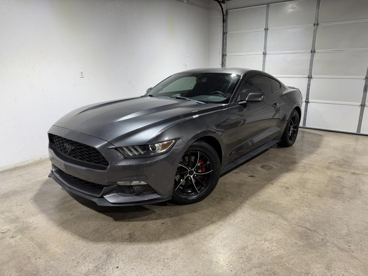 2015 Ford Mustang EcoBoost Coupe