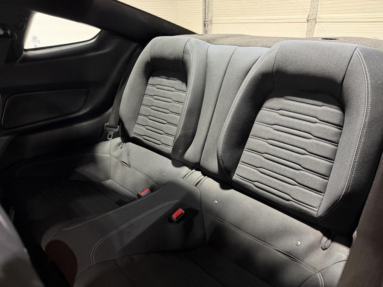Ford Mustang EcoBoost Coupe 2015