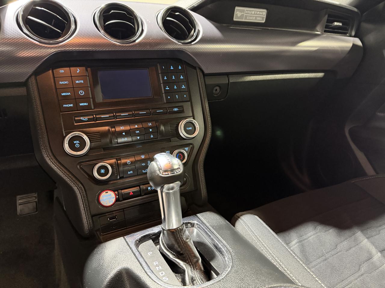 Ford Mustang EcoBoost Coupe 2015