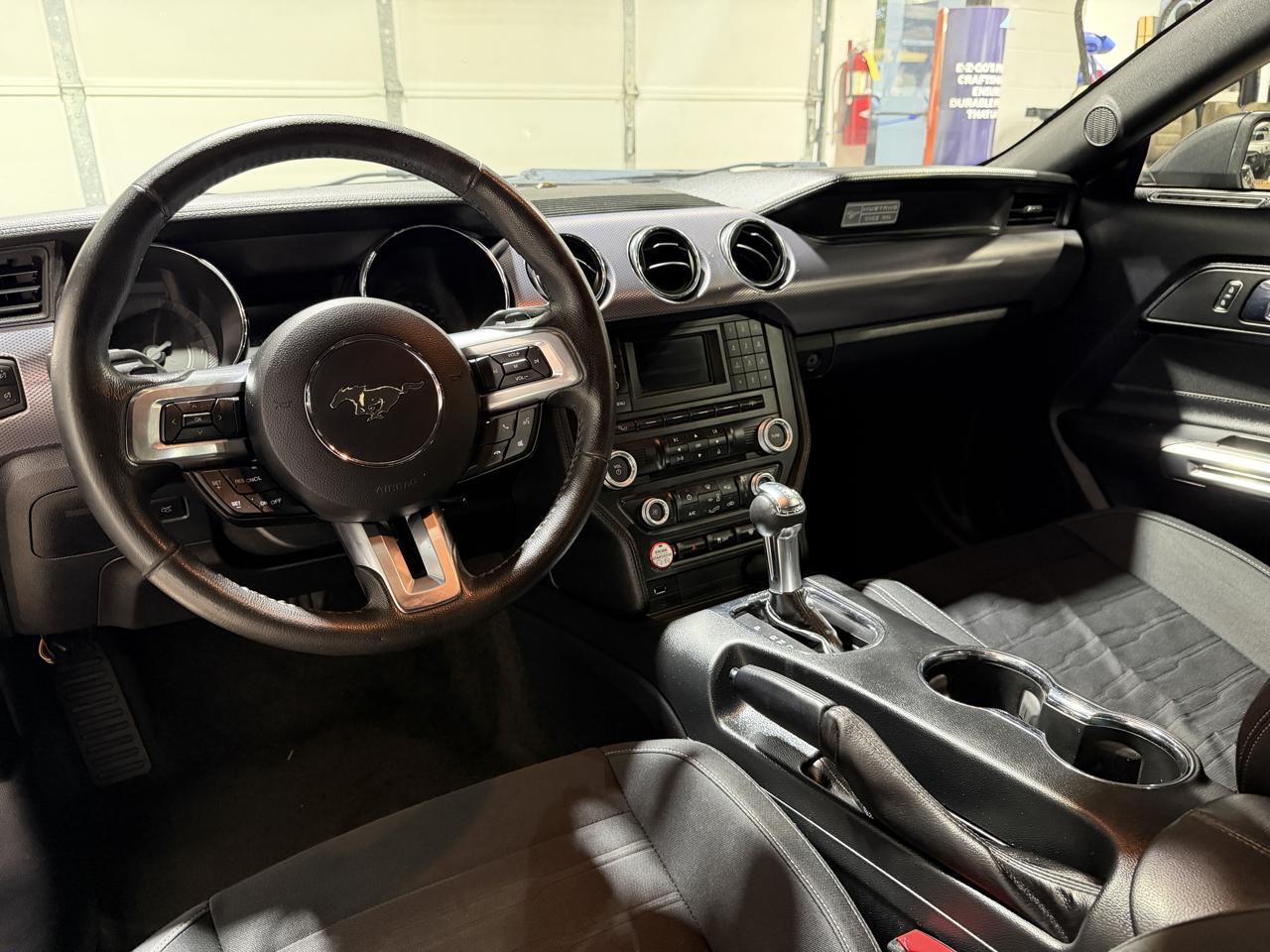 Ford Mustang EcoBoost Coupe 2015