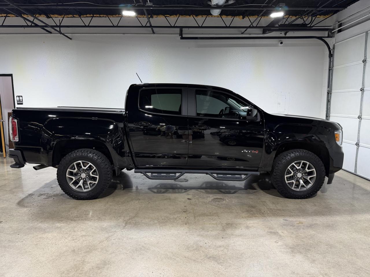 GMC Canyon AT4 Crew Cab 4WD 2022