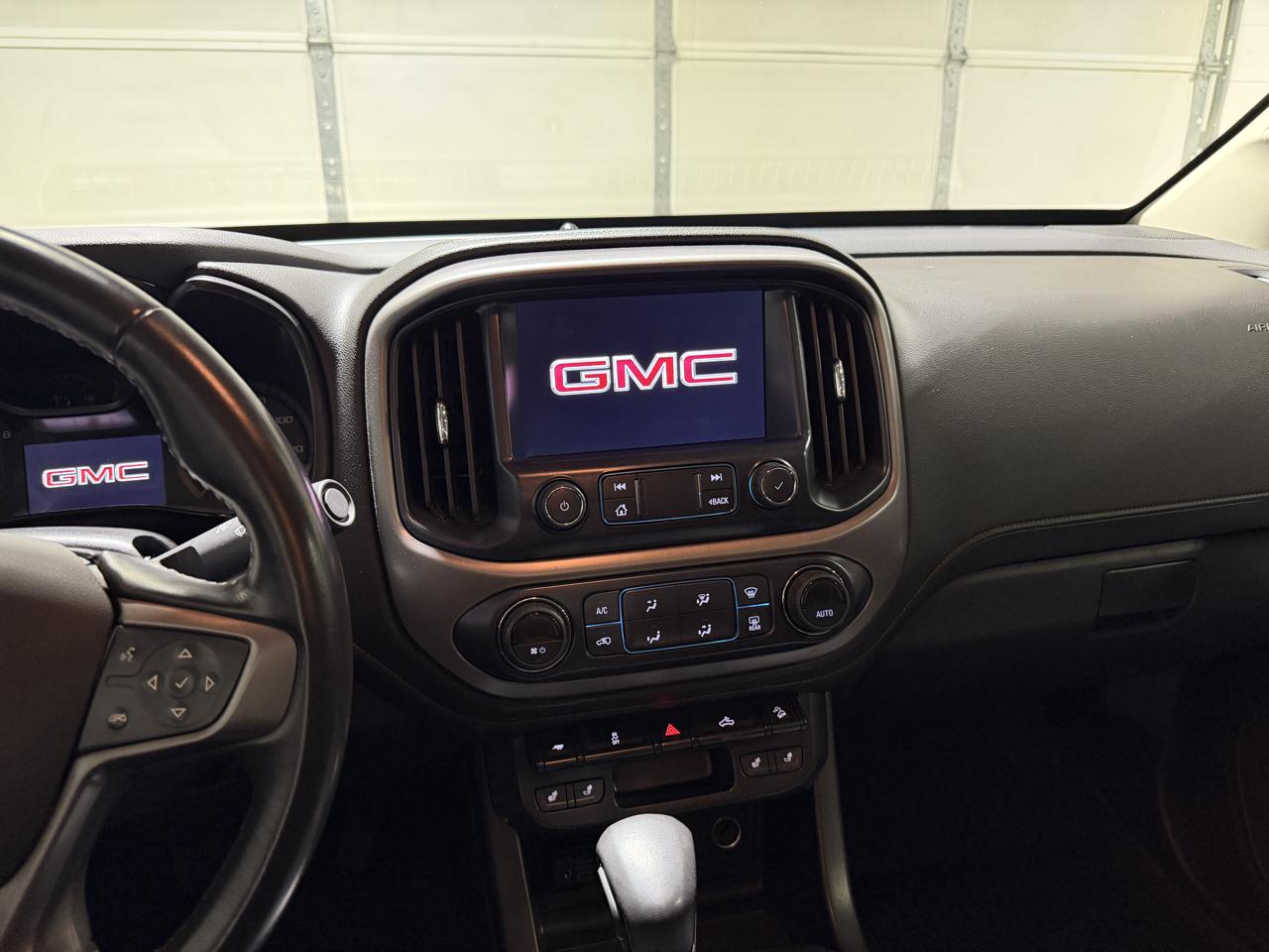GMC Canyon AT4 Crew Cab 4WD 2022