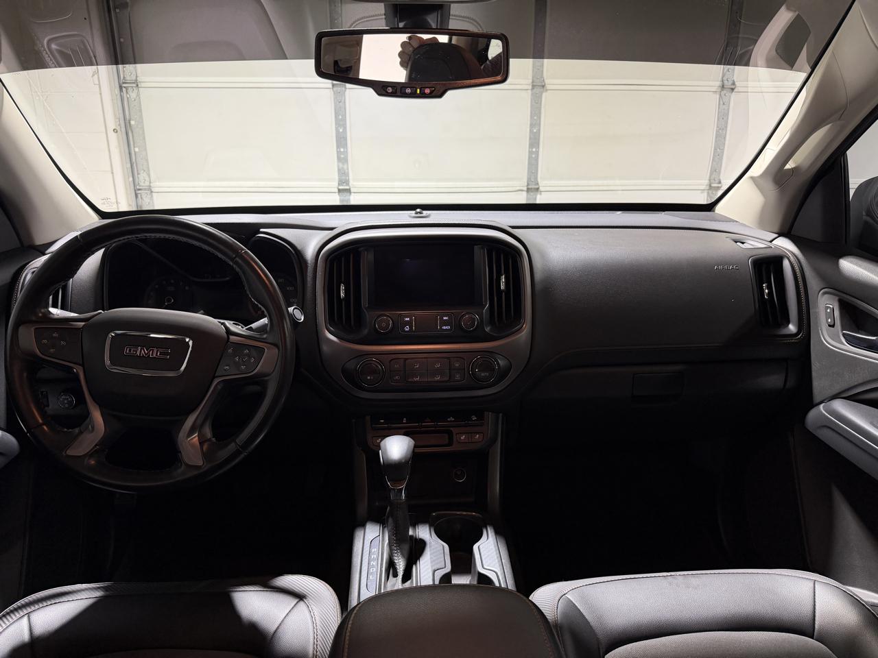 GMC Canyon AT4 Crew Cab 4WD 2022