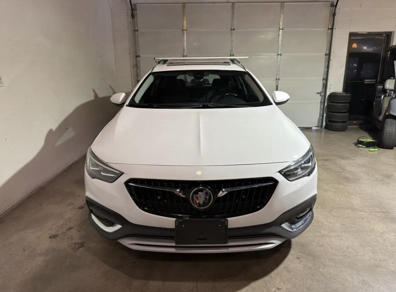 Buick Regal TourX Essence 2018