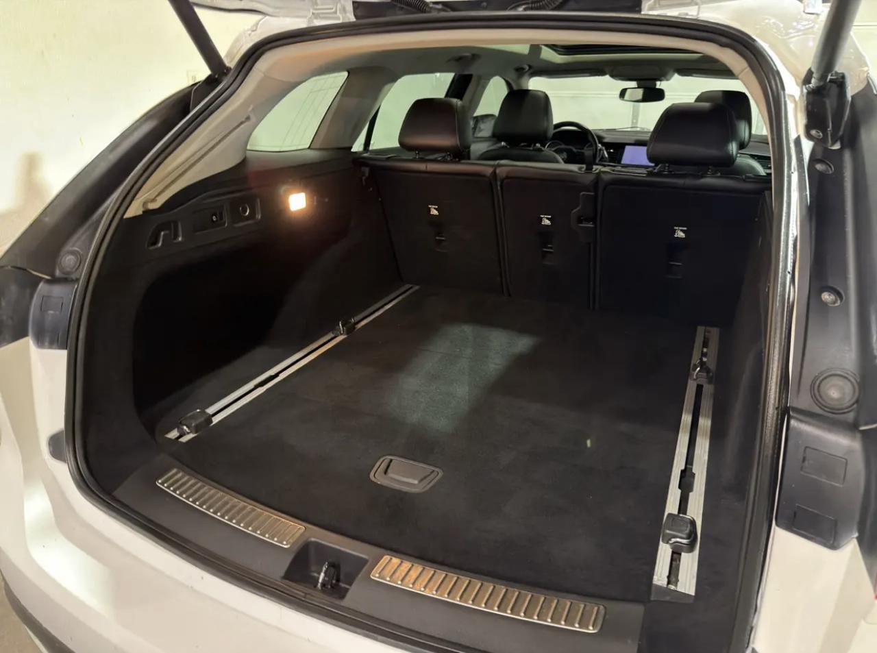 Buick Regal TourX Essence 2018