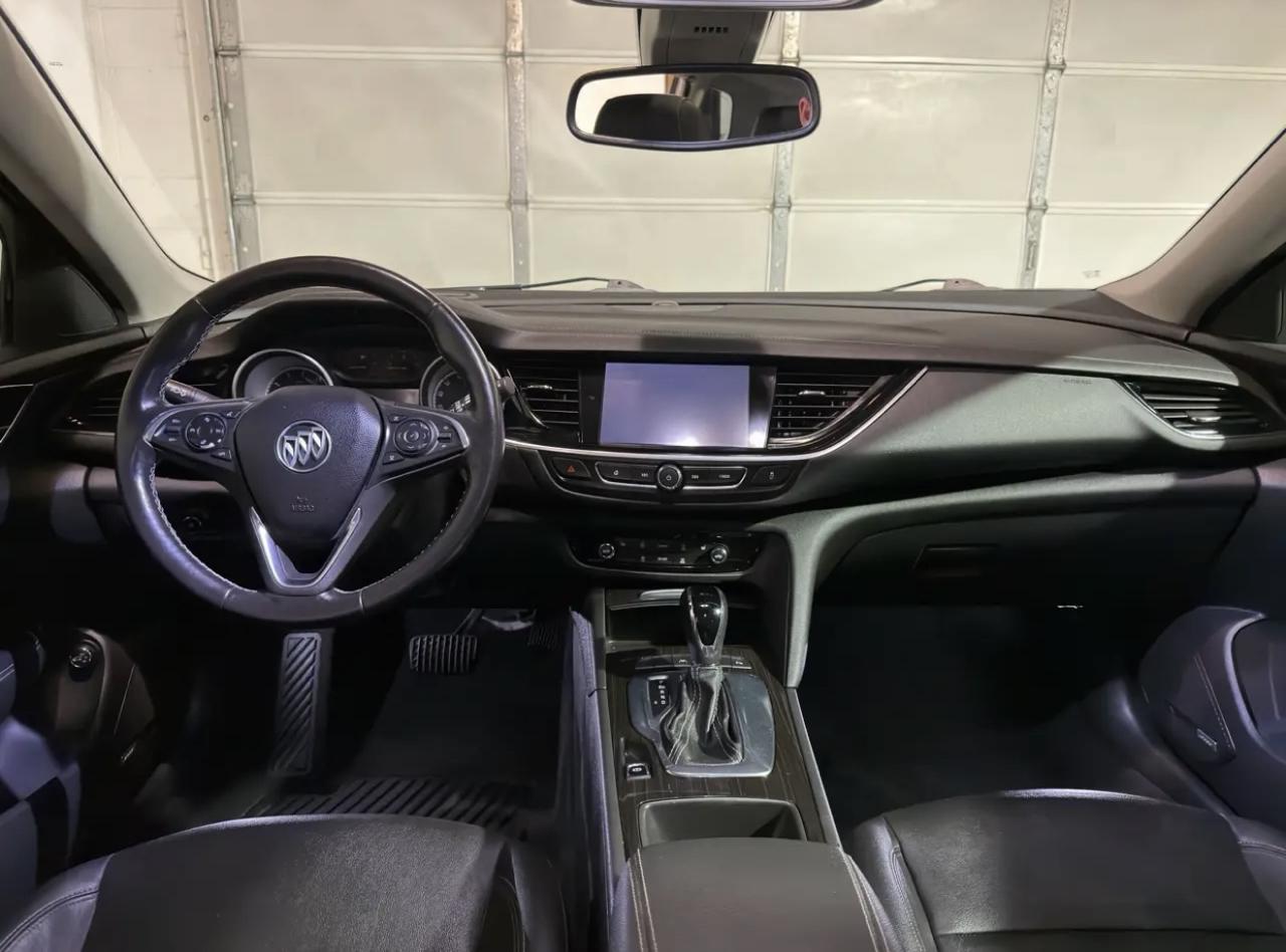 Buick Regal TourX Essence 2018