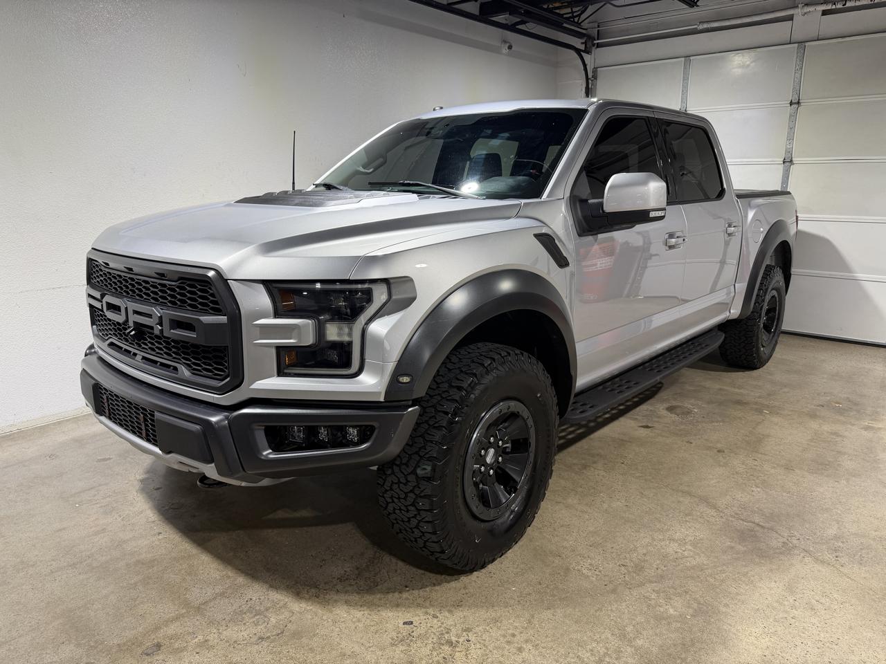 Ford F-150 Raptor SuperCrew 4WD 2018