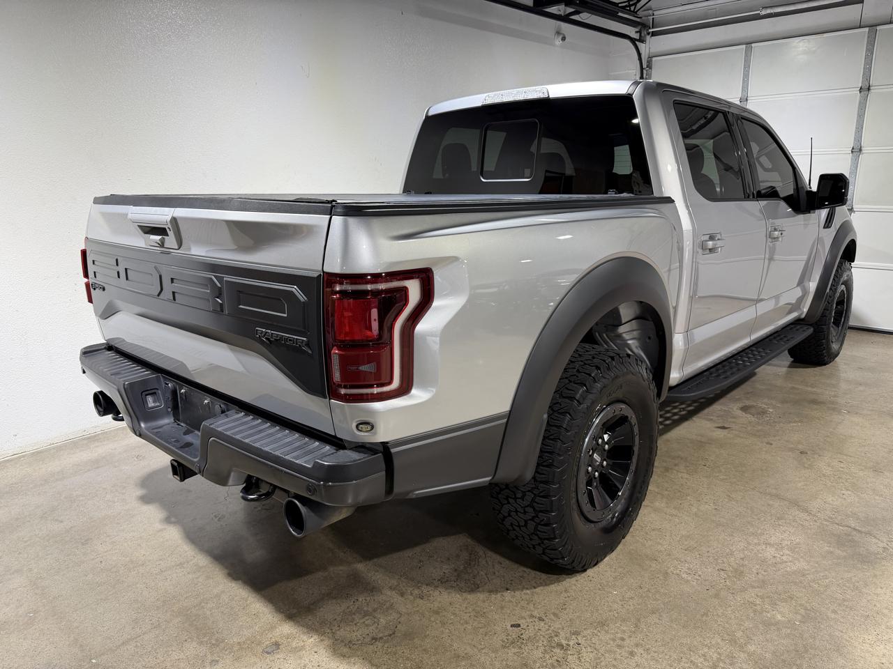 Ford F-150 Raptor SuperCrew 4WD 2018